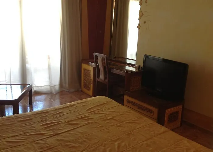 Boutique 3* Пафос