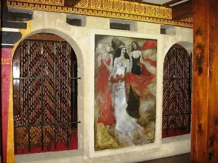 ローマン ブティック 3*