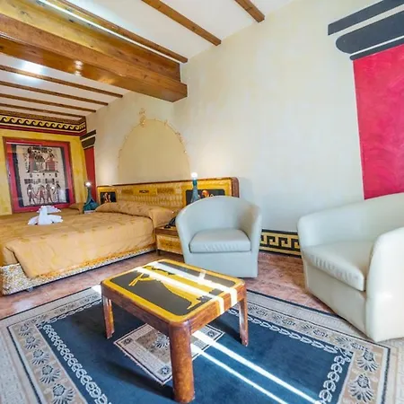 Boutique Hotel 3*